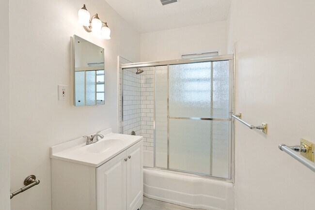 9506 National Blvd unit 9508, Los Angeles, CA 90034 - photo 6