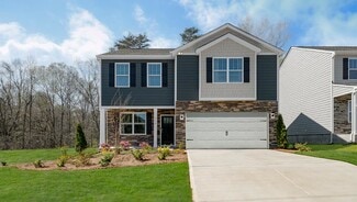 84 Queen Valley Way, Waynesville, NC 28786