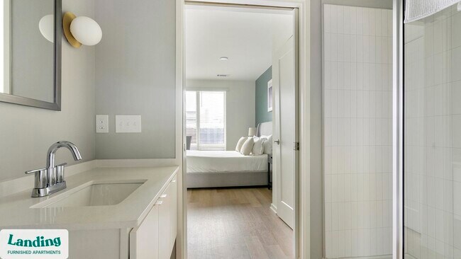 318 W Corporation St unit 1-220, Durham, NC 27701 - photo 6