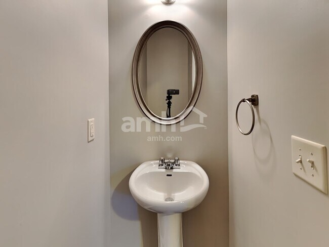 1276 Key Manor Ln, Lawrenceville, GA 30045 - photo 6