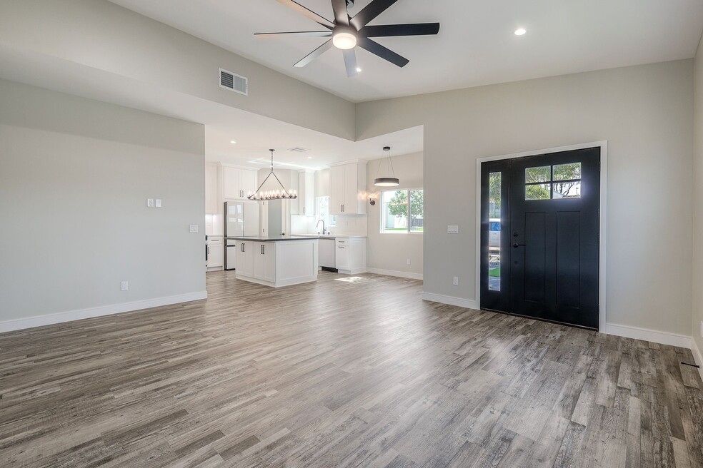 532 Elm Ave unit 1, Imperial Beach, CA 91932 - photo 1