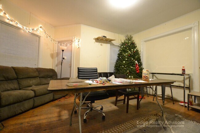 39 Pratt St, Allston, MA 02134 - photo 4