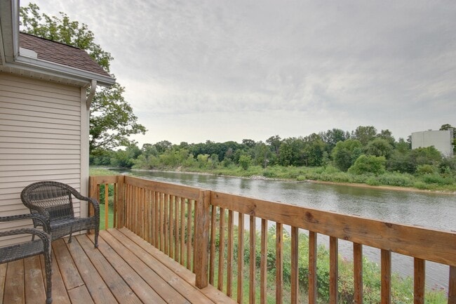 Swede Hill Apartments, Big Rapids, MI 49307 - photo 2