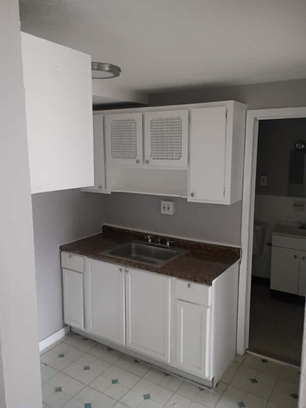 13420 Euclid Ave unit 13444-116, East Cleveland, OH 44112 - photo 7