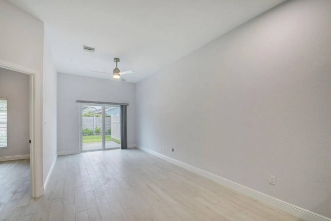 703 Dawn Place unit C, Lantana, FL 33462 - photo 7