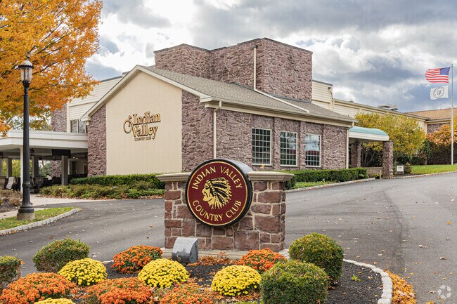 The Indian Valley Country Club boasts around 1.200 members.
