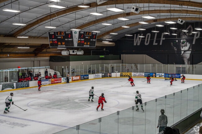 The Cottage Grove Ice Arena hosts hockey games and is just a short drive from Saint Paul Park.