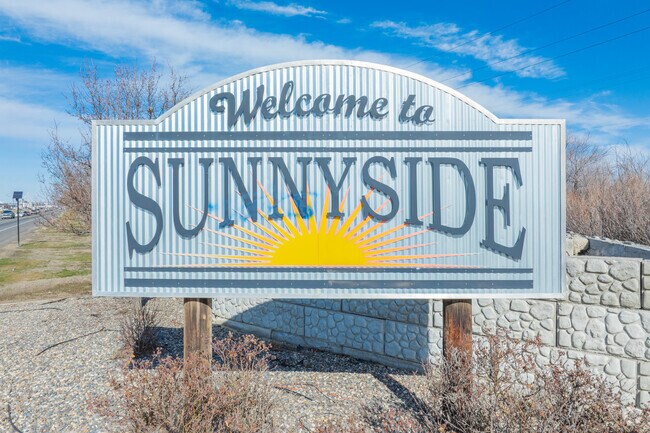 Welcome to Sunnyside, were the sun shines 300 days a year.