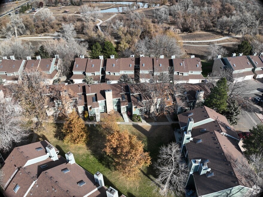 8783 W Cornell Ave unit 2, Lakewood, CO 80227 - photo 2