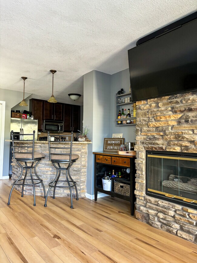 1030 68th St unit 7, West Des Moines, IA 50266 - photo 3