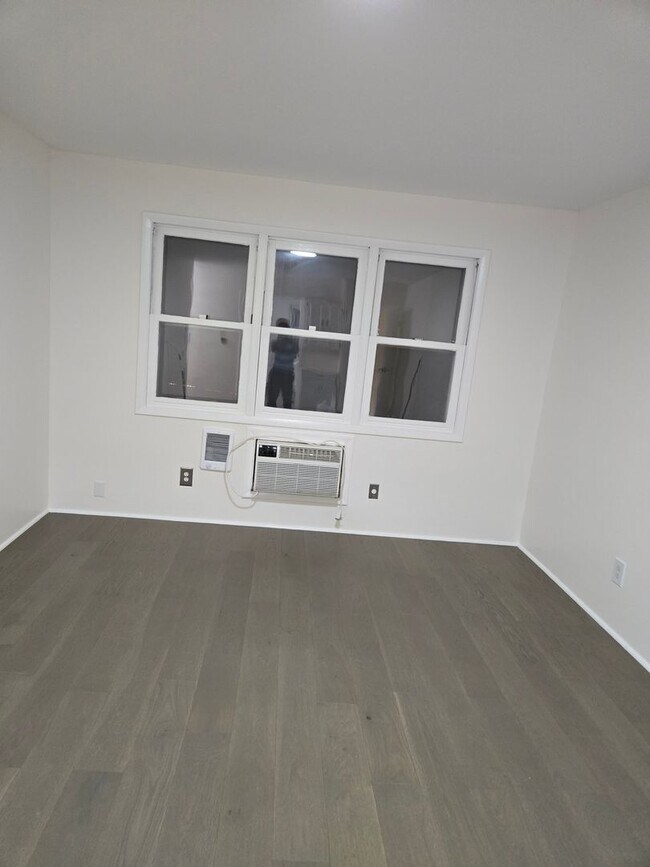 77 Juniper Rd, Bethel, CT 06801 - photo 3