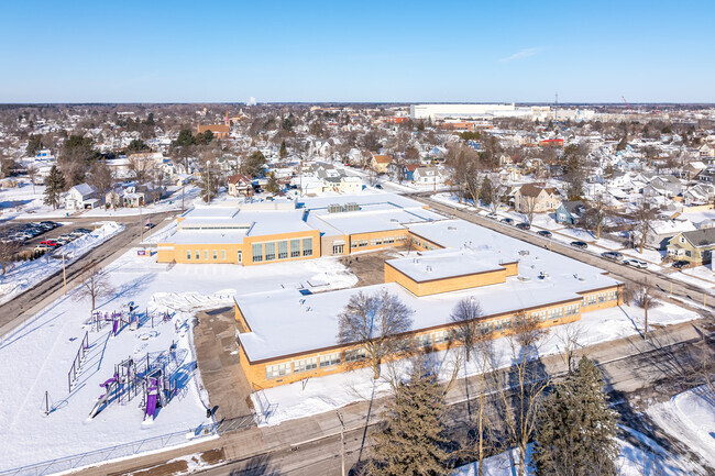 Marinette Primary School.