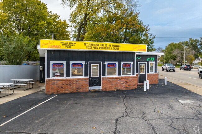 Pizza, pasta, and Italian sandwiches at Jimbo's Jumbo in a compact counter-serve setting.