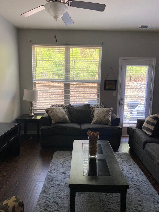 5914 Cassie Dr, Stonecrest, GA 30038 - photo 5