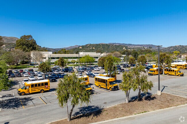 The Ventura Unified School District in Oak View earns an A minus from Niche.