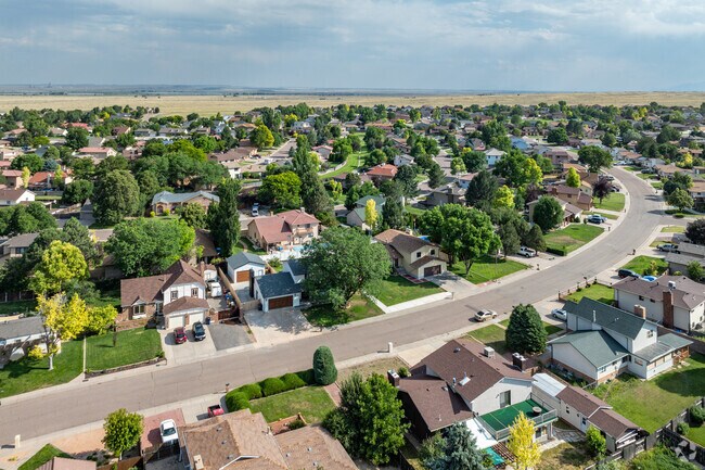 Neighborhoods in El Camino are filled with walkable tree-lined streets.