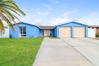 9920 Lake Chrise Ln, Port Richey, FL 34668