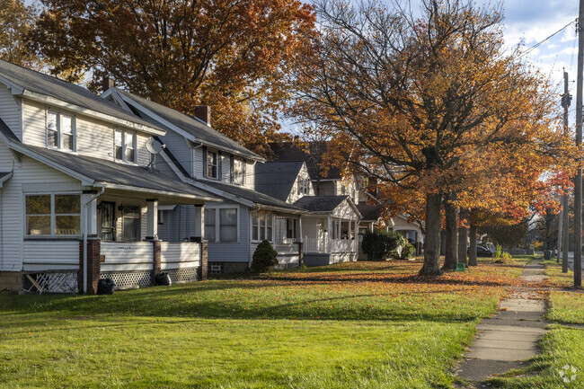 Cottage Grove is an ideal place to live year round.