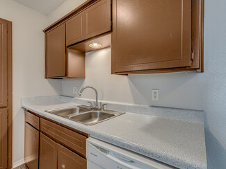 1312 N Midwest Blvd, Midwest City, OK 73110