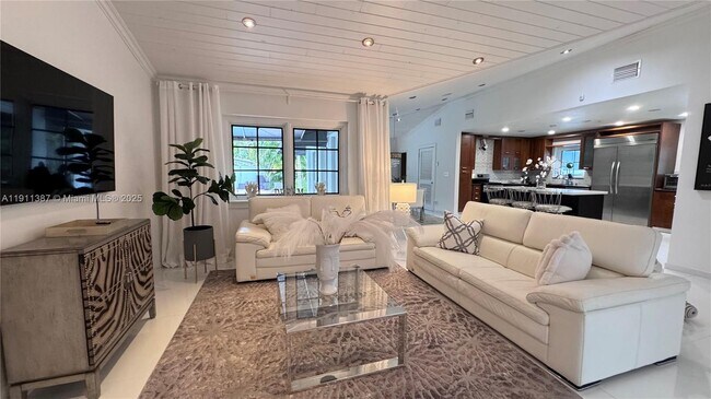 1332 Van Buren St, Hollywood, FL 33019 - photo 4