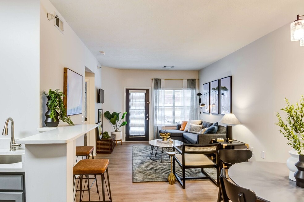 Bracken House, Pittsburgh, PA 15212 - photo 1