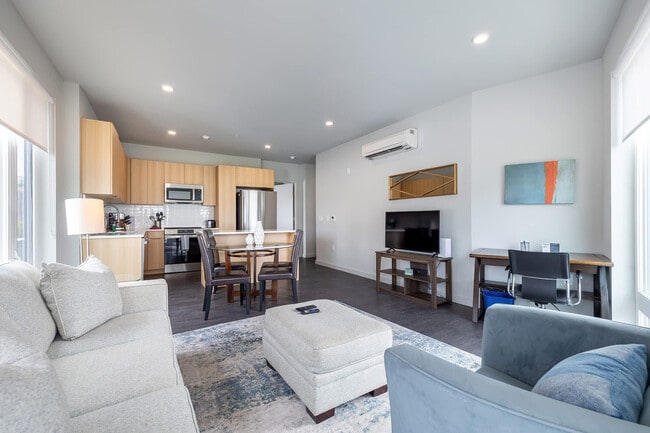 51 S Broadway unit FL5-ID1226758P, White Plains, NY 10601 - photo 2