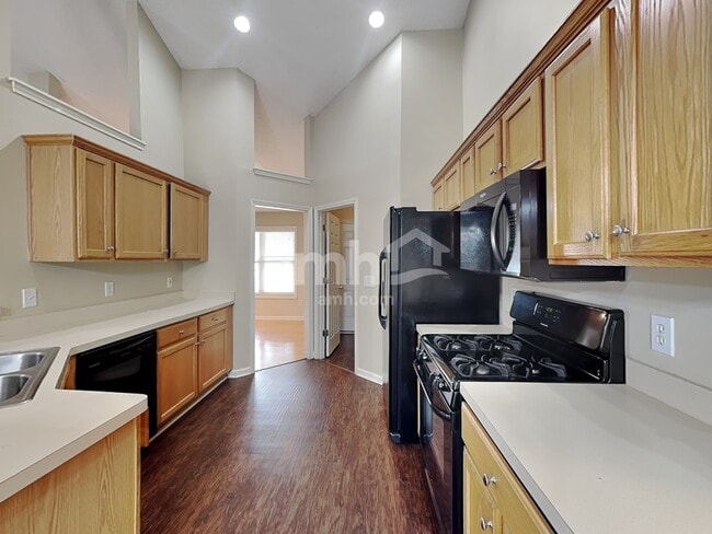 821 Beranda Cir, Douglasville, GA 30134 - photo 3