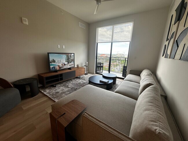 108 SE 3rd Ave unit B1, Dania, FL 33004 - photo 2