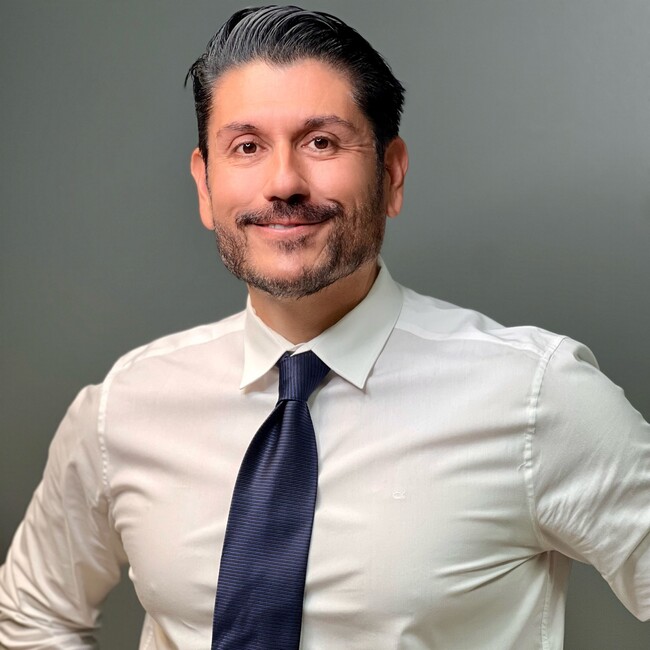 Agent Photo