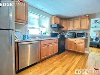 47 Francis St, Waltham, MA 02451