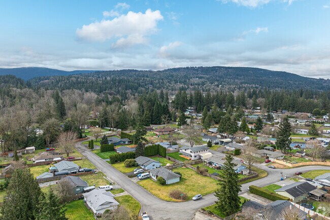 Fall City is nestled between Tiger Mountain and surrounding hills.