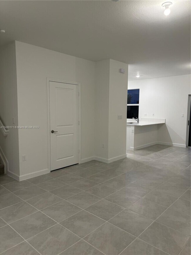 29031 SW 162nd Ct, Homestead, FL 33033 - photo 3