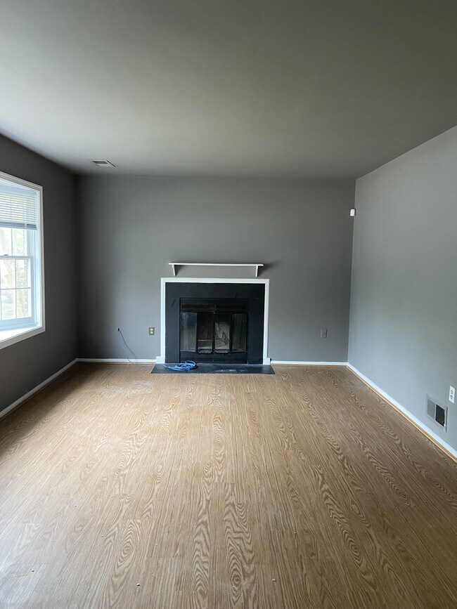 7723 Haines Ct, Laurel, MD 20707 - photo 5