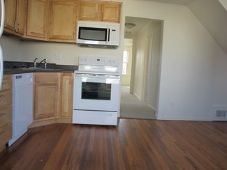 115 16th Ave SW Unit upper, Cedar Rapids, IA 52404