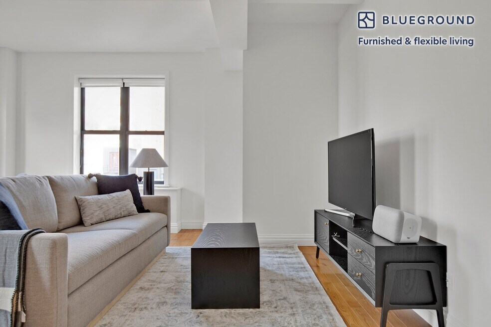 210 W 70th St unit FL8-ID148, New York, NY 10023 - photo 1