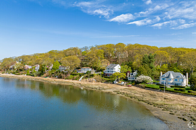 The hills of Mill Neck Creek are lined with beautiful homes and estates.