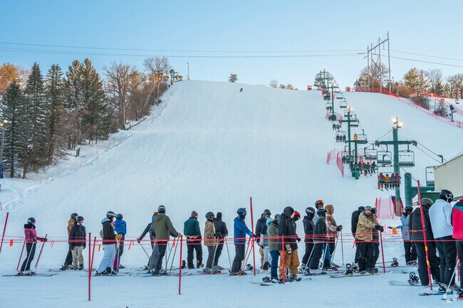 Afton Alps in has a total of 36 trails with 17 chairlifts.