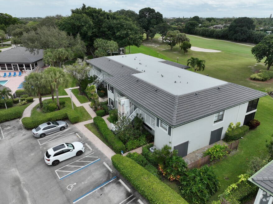 14 Southport Ln unit C, Boynton Beach, FL 33436 - photo 2