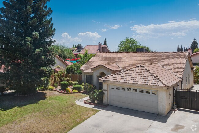 Spanish revival homes are a popular style often seen in Pheasant Run.