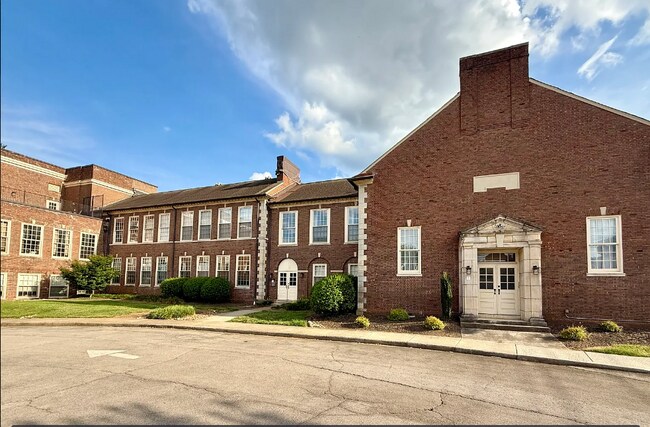 130 E Glenwood Ave unit 120, Knoxville, TN 37917 - photo 5