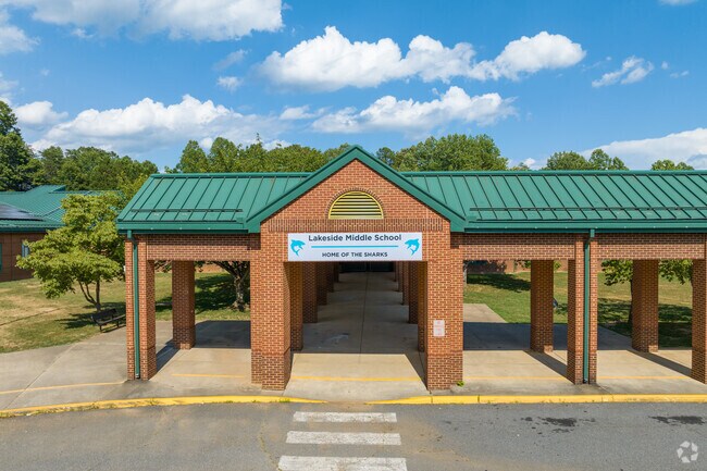 Lakeside Middle School supports approximately 515 students in grades 6-8.