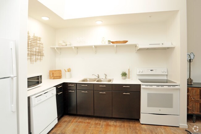 Fort Des Moines, Des Moines, IA 50315 - photo 5