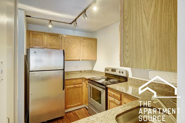 100 W Chestnut St unit 3008, Chicago, IL 60610 - photo 2