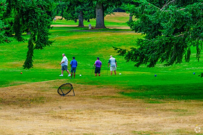 Central Tacoma's golf course will make you think your out in some country course.