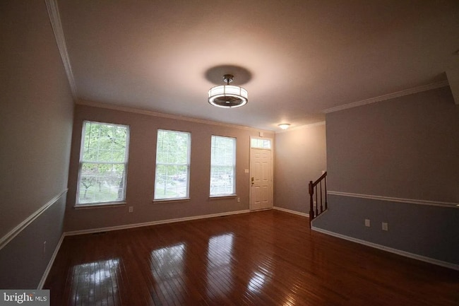 6413 Mccoy Rd, Centreville, VA 20121 - photo 3