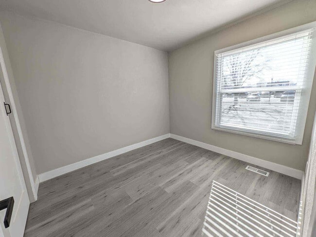 433 E Bridge St, Brighton, CO 80601 - photo 3