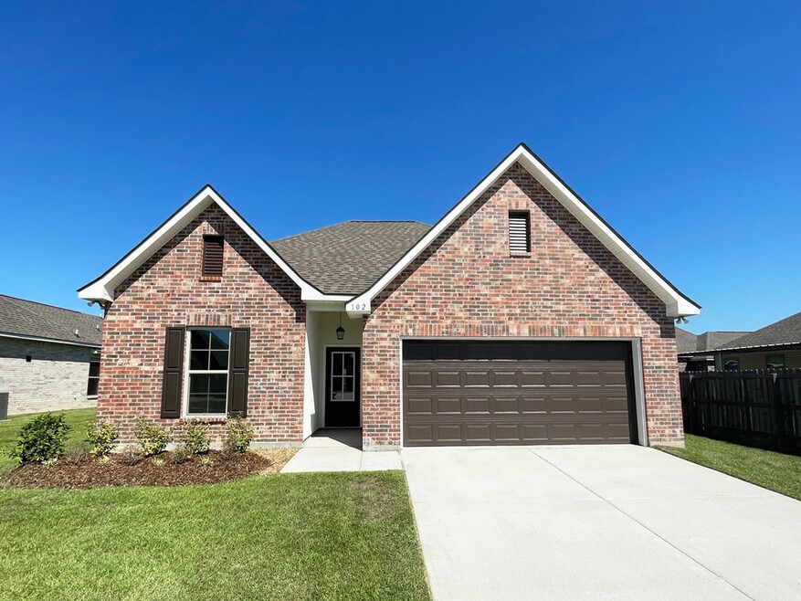 102 Hidden Meadows Dr, Lafayette, LA 70506 - photo 1