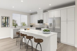 595 Lyon St, Santa Ana, CA 92701