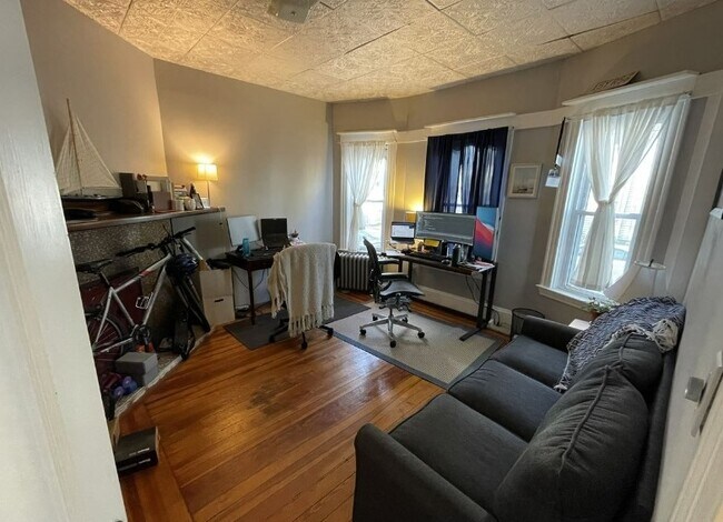 44 Benton Rd unit 1, Somerville, MA 02143 - photo 6