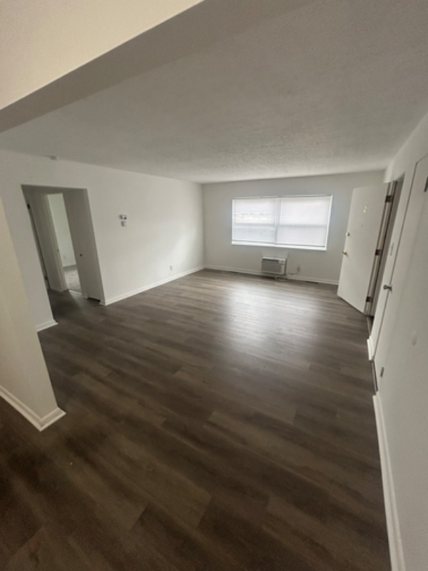 33050 Aurora Rd Unit 5, Solon, OH 44139